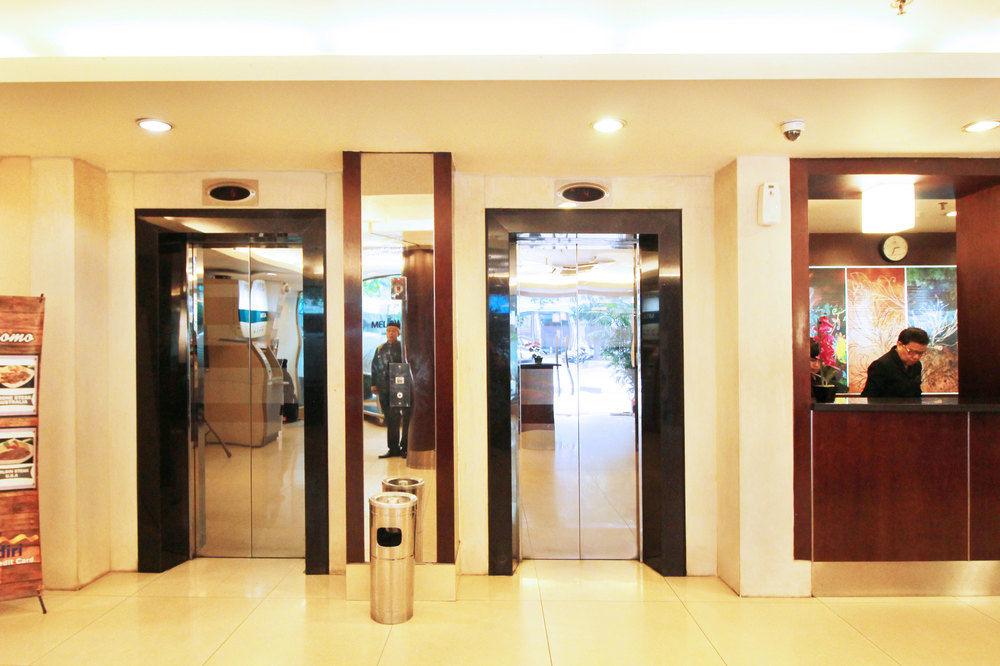 Collection O 7 Hotel Melawai Jakarta Exteriér fotografie